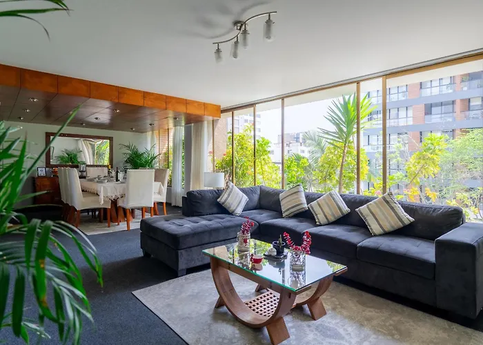 Departamento en San Isidro, Lima